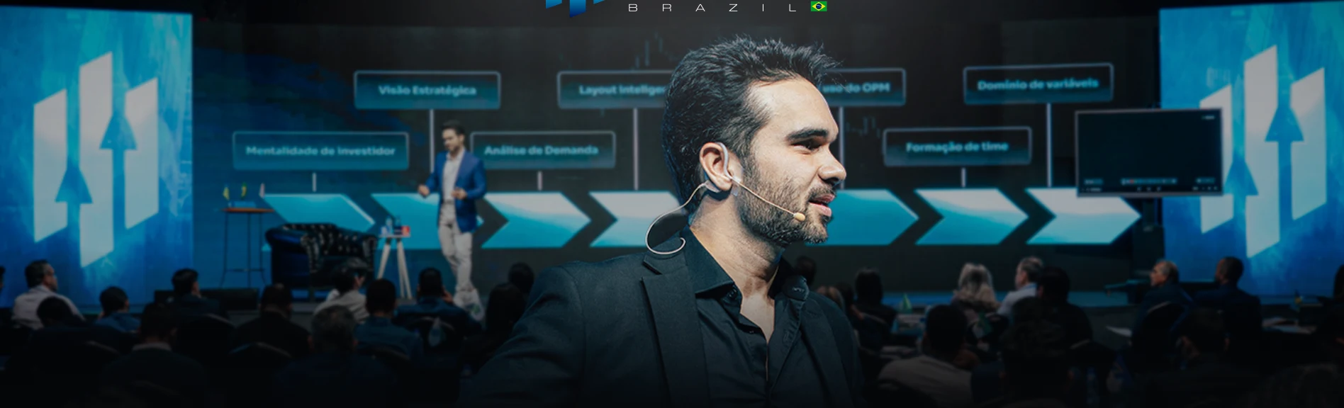 Murilo durante uma apresentação do RIEX.